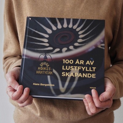 BOK Arvika Konsthantverk- 100 år av lustfyllt skapande